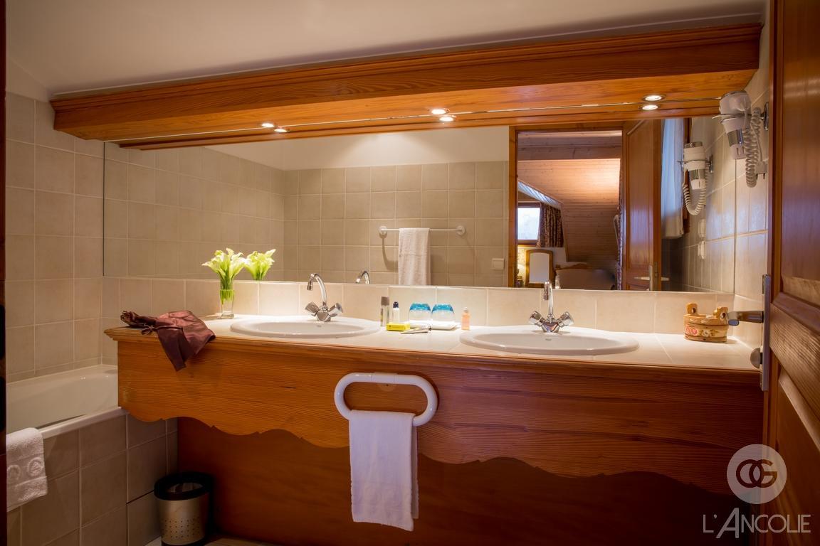 L'Ancolie "Chalet Du Lac" Otel Cruseilles Dış mekan fotoğraf